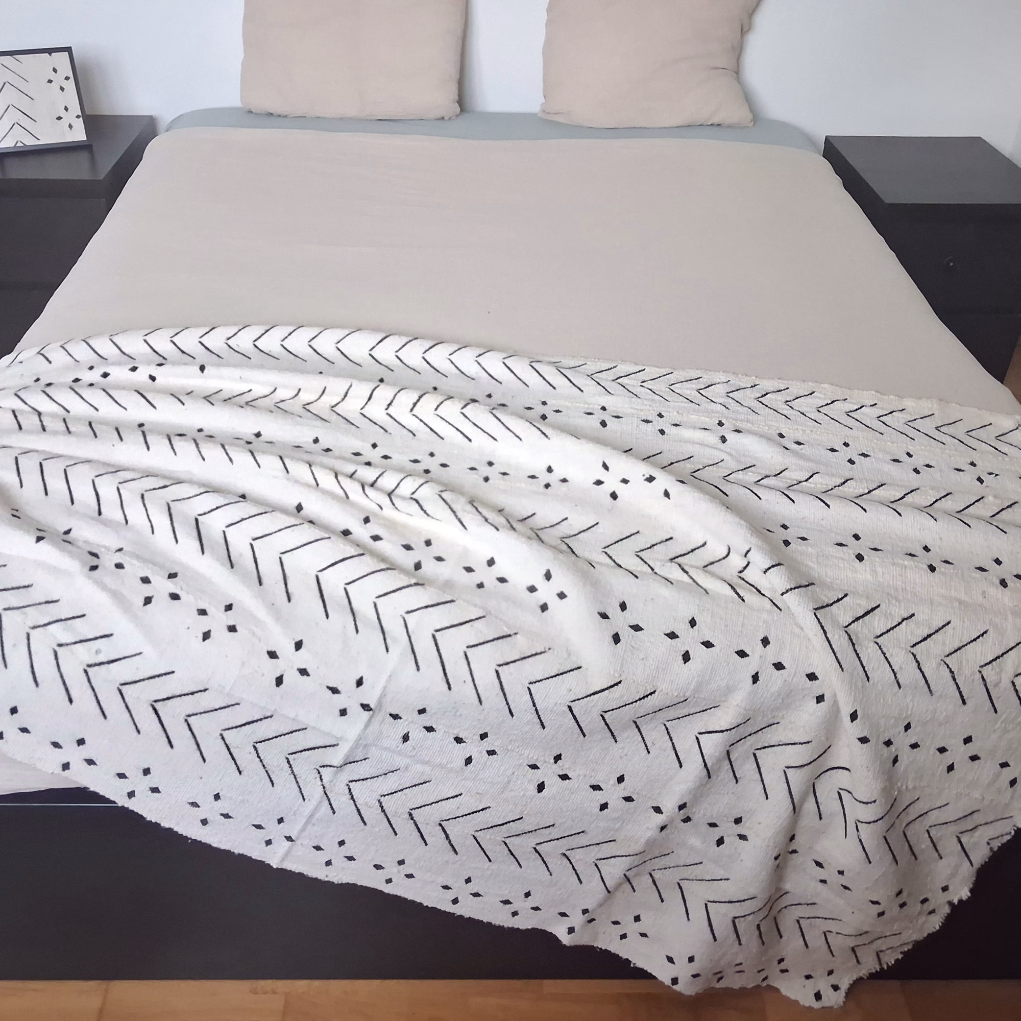 tissu bogolan coton tissé utilisé en jeté de lit
